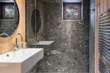 A cute chalet bathroom design