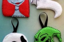 10 lovely felt Halloween ornaments inspired by Tim Burton films are a fun and cool idea, and you can DIY them