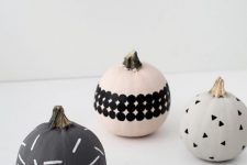 42 modern patterned pumpkins made using paints, stencils and stickers look nice and cool and will be a great idea for modern Halloween
