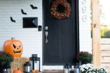 a cute front porch halloween decor idea