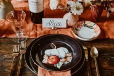 a gorgeous rust thanksgiving tablescape