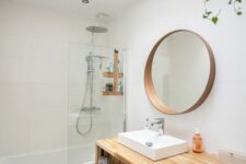 a lovely b&w bathroom design