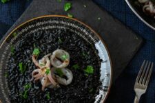 18 squid ink risotto with calamaries and octopus looks a bit scary and will be nice for an adult party at Halloween