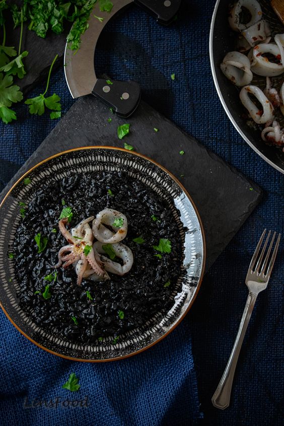 squid ink risotto with calamaries and octopus looks a bit scary and will be nice for an adult party at Halloween