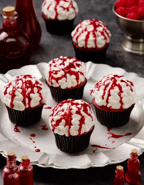 raspberry flavored brain cupcakes look gruesome and bold and will be perfect for Halloween decor