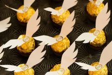 add wings to a Ferrero Rocher and you get instant golden snitch favours