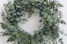 a spiral eucalyptus wreath with no detailing is not only a good idea for Christmas but also for any other season and holiday