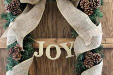 a stylish Christmas frame wreath
