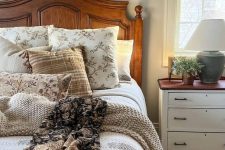 28 printed textiles make this neutral bedroom more eye-catchy and more welcoming adding a cozy feel