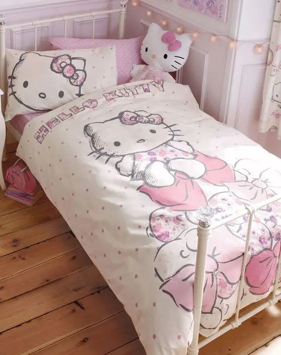 Hello Kitty Bedding set