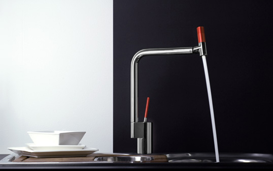 360 Degree Kitchen Faucet In Chrome With Contrasting Spout and Lever