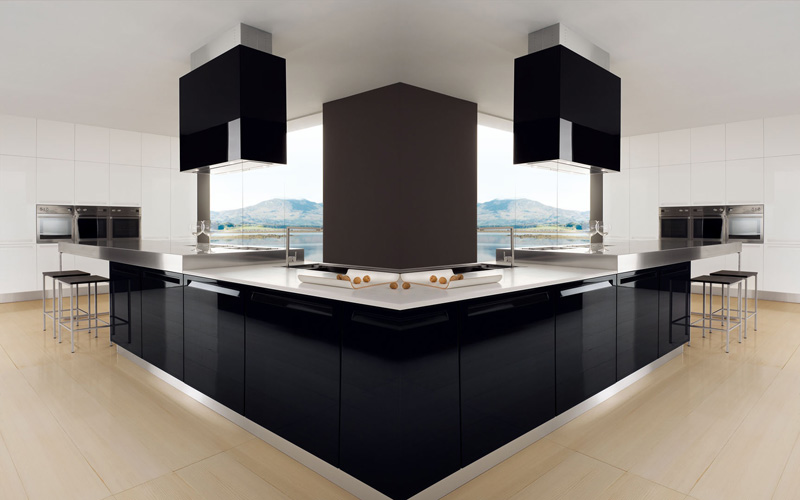 Glossy Black And White Kitchen Diana By Futura Cucine