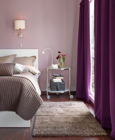 Strind can easily become a bedside table, it can hold lot of your things and it looks stylish