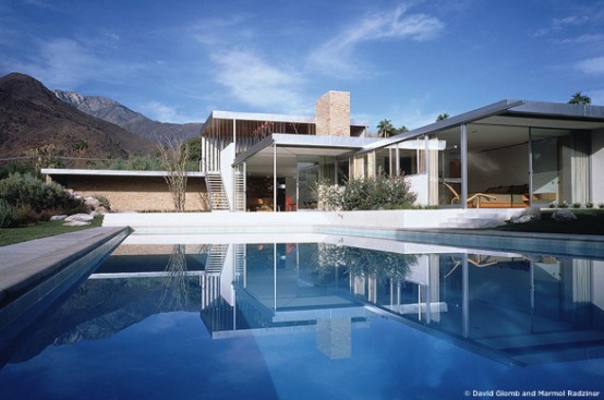 Desert Vacation House Design – Kaufmann House
