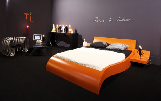 Modern Bed With Curved Base – Invitation’s Bed by Thomas De Lussac Sarl