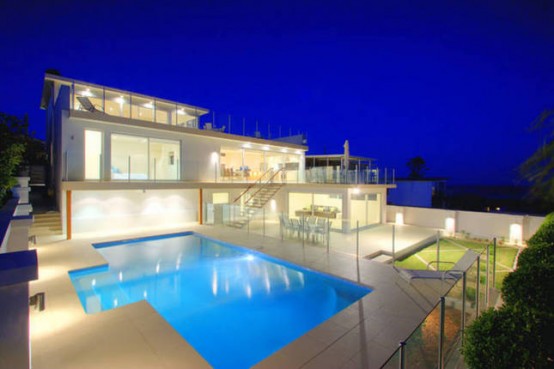 Ultra Modern Prestigious House With Ocean Views