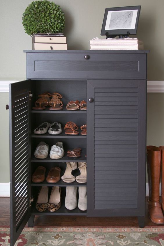 Adorably practical ideas to organize shoes in your home  22