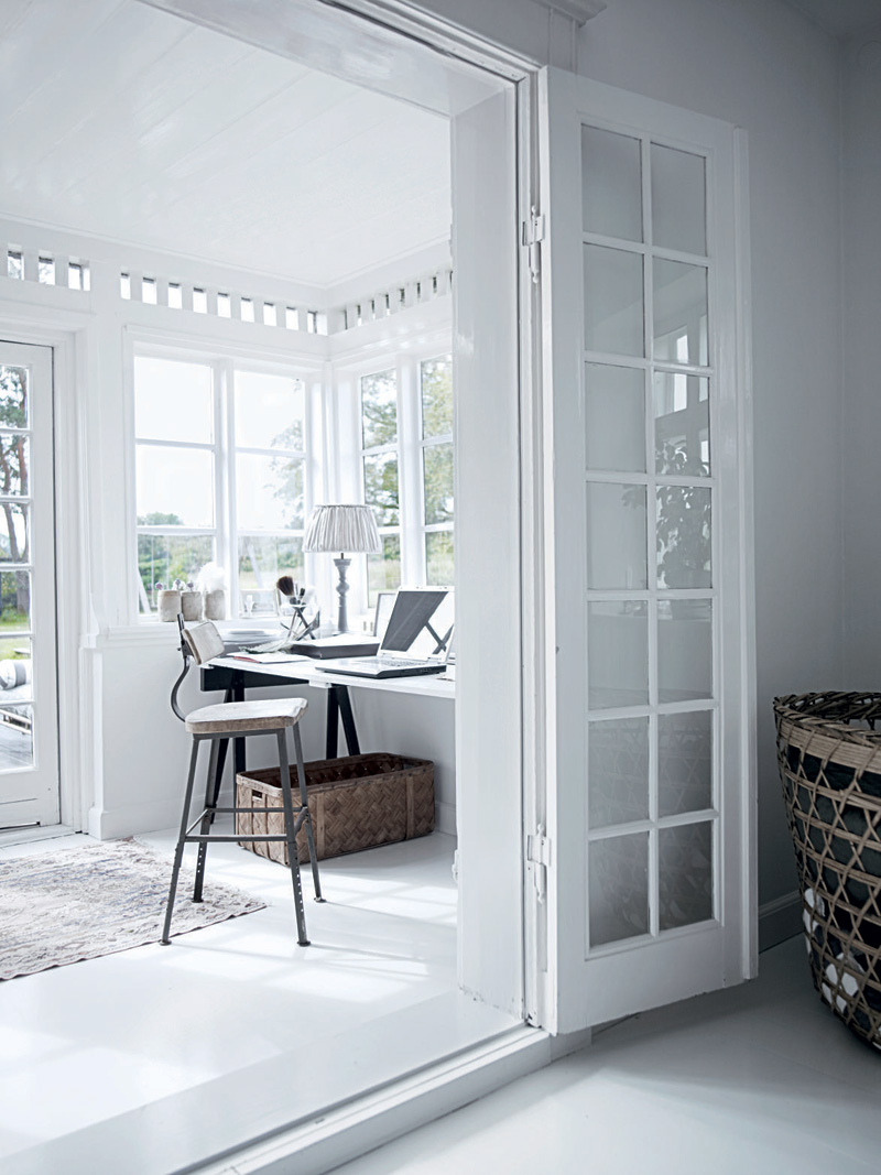 All White Home Interior Design