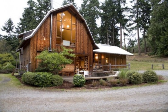 Amazing Barn Transformation Into A Cozy Modern House