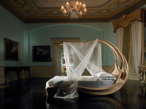 Amazing Wooden Canopy Bed – Enignum by Joseph Walsh