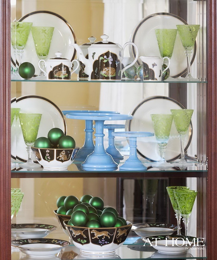 Emerald Christmas ornaments in bowls are amazing to make the decor bolder and more holiday like