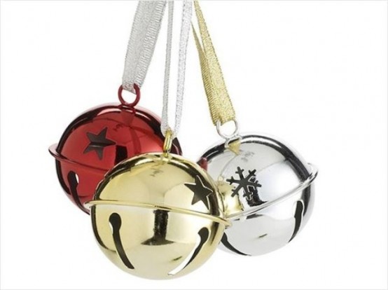 a trio of bells - silver, red, gold is a lovely holiday decor idea that can be used anywhere for a festive eel