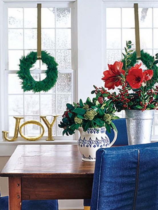 Evergreen wreaths are stunning in their simplicity.