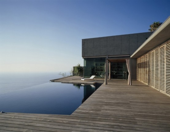 10 Best Modern House Designs of 2011