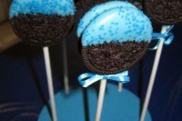 blue oreo pops for a boy baby shower