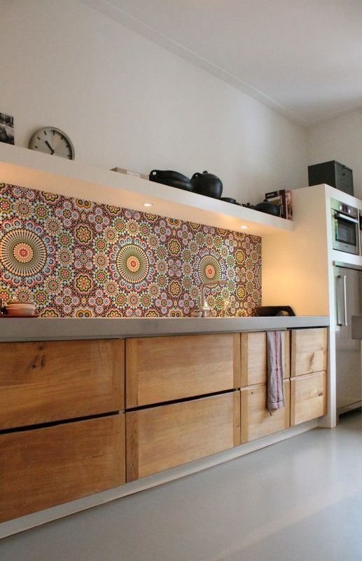 Bold mosaic kitchen backsplashes to get inspired  11