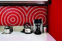 bold-mosaic-kitchen-backsplashes-to-get-inspired-13