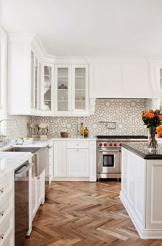 Bold mosaic kitchen backsplashes to get inspired  9