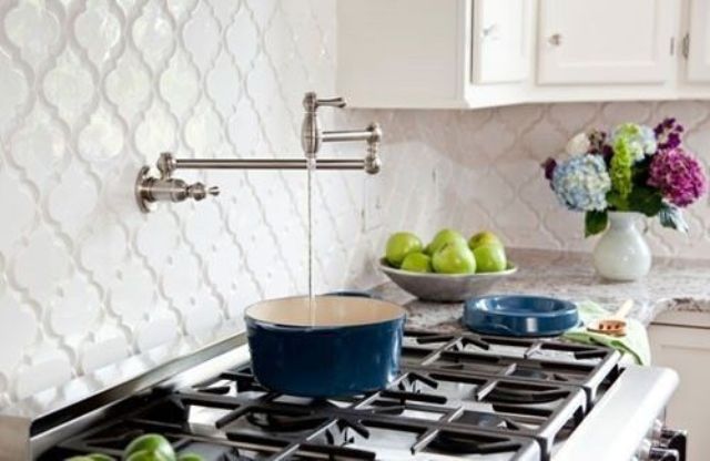 Ceramic tiles kitchen backsplashes that catch your eye  15