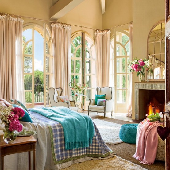 Charming Vintage Bedroom Design With Turqouise And Pink Accents