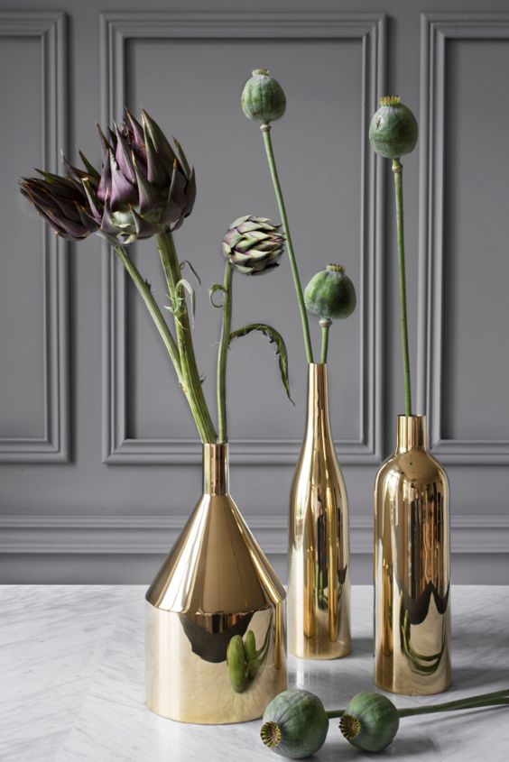 Chic and bold brass home decor ideas  16