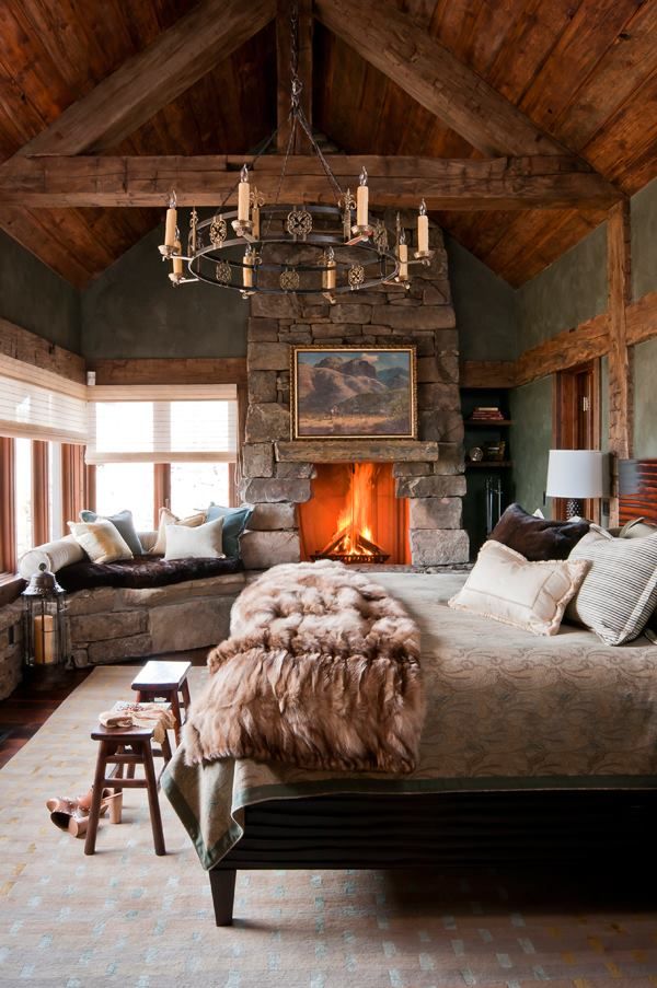Chic bedroom designs with exposed wooden beams  29