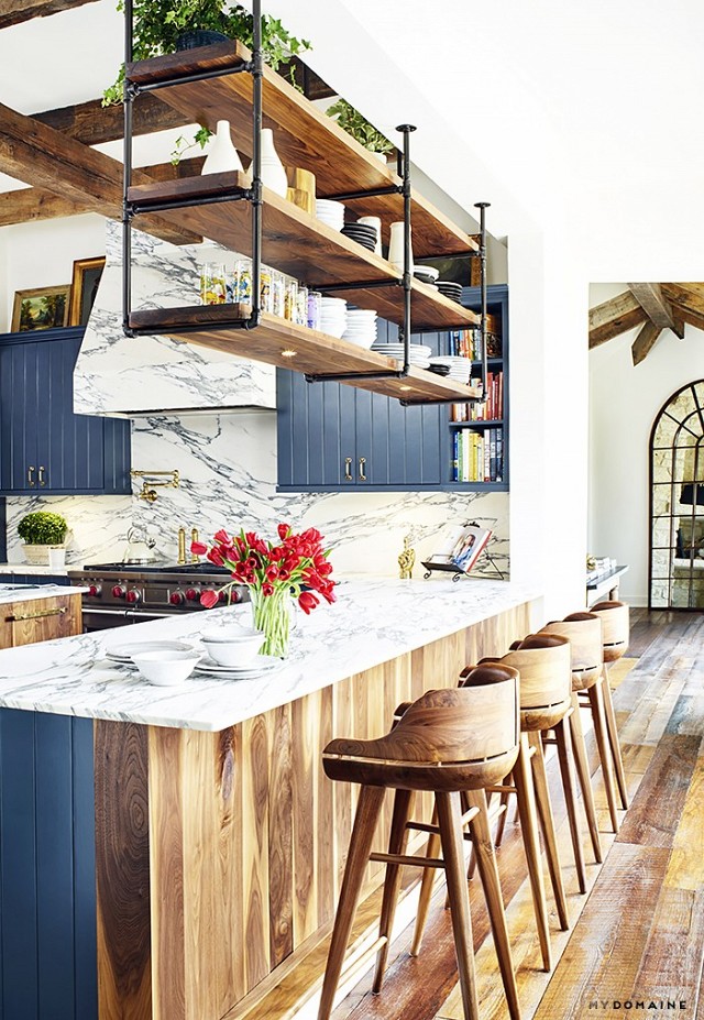 Chic Kitchen Design With Industrial And Rustic Touches