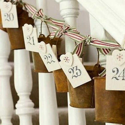Turning a staircase into a stylish advent calendar is an interesting idea, right? That would make counting the days until Christmas much more fun.