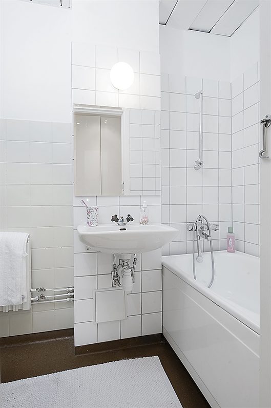 Clean White Small Apartment Interior Design