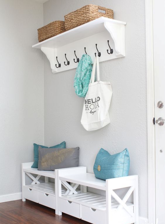 Clever examples to organize your entryway easily  16