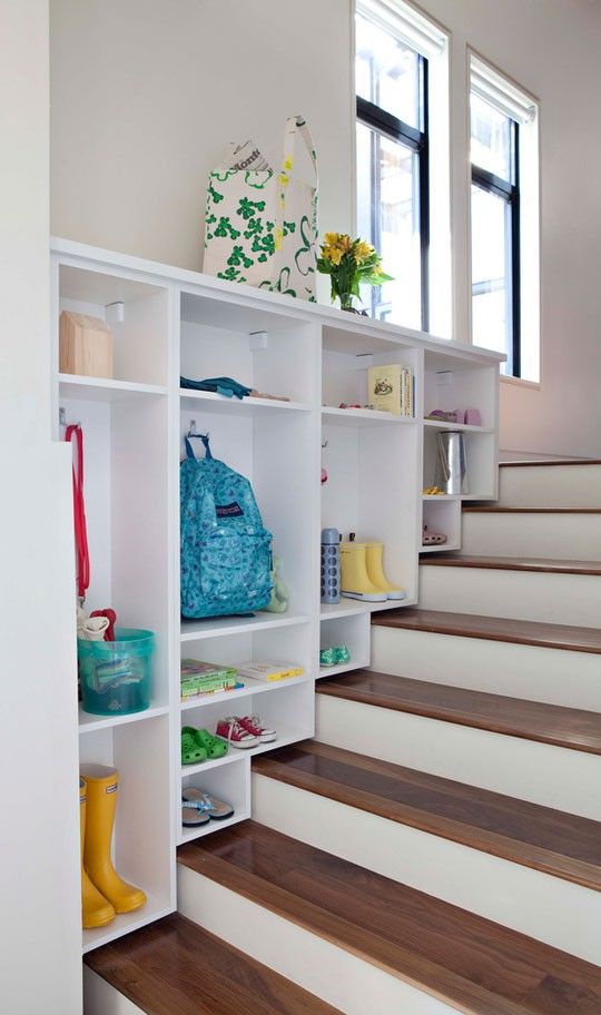 Clever examples to organize your entryway easily  17