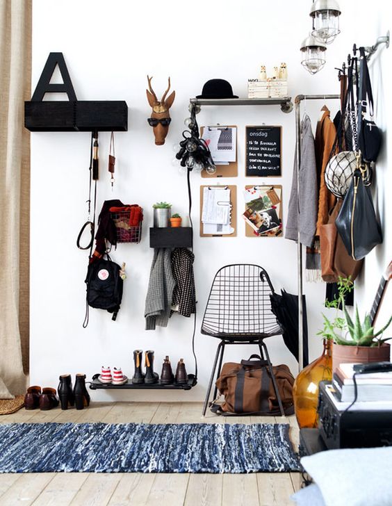 Clever examples to organize your entryway easily  20
