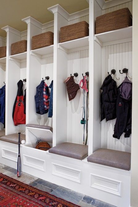 Clever examples to organize your entryway easily  34
