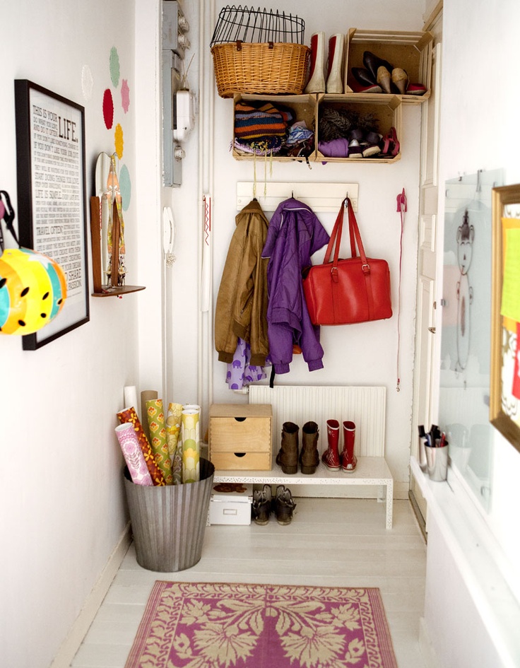 If you're searching for cheap DIY hanging units then simply use wooden crates.