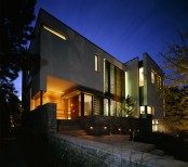 Contemporary Home With Modern Interior