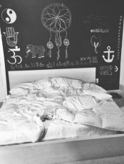 Cool Chalkboard Bedroom Decor Ideas To Rock