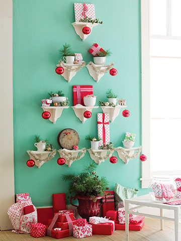 Wall Shelf Christmass Tree Alternative (via casacullen)
