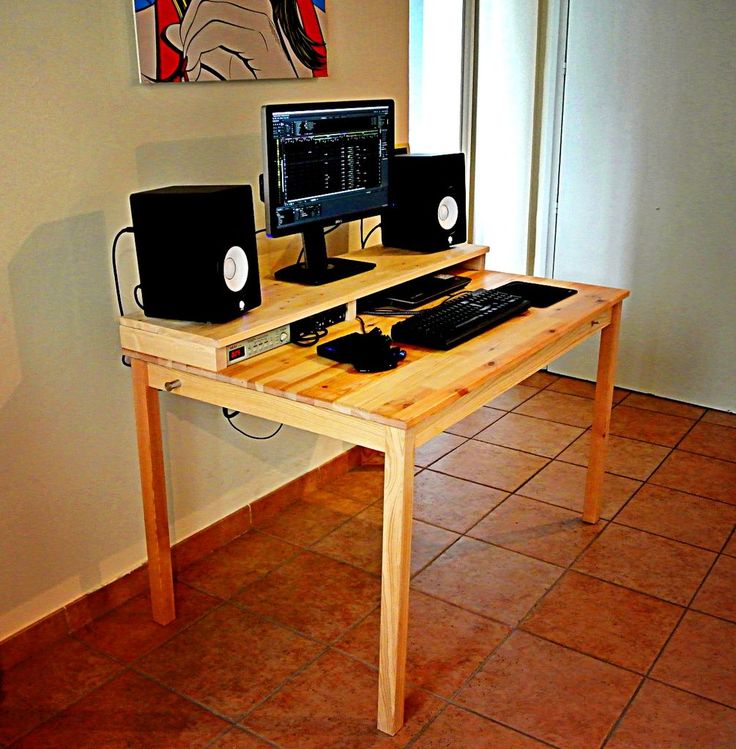 Add an additional shelf and the table would become a practical desk with support for a monitor and speakers.