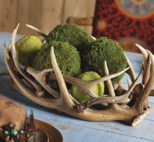 antlers with moss balls are a nice spring decoration or centerpiece with a strong woodland feel