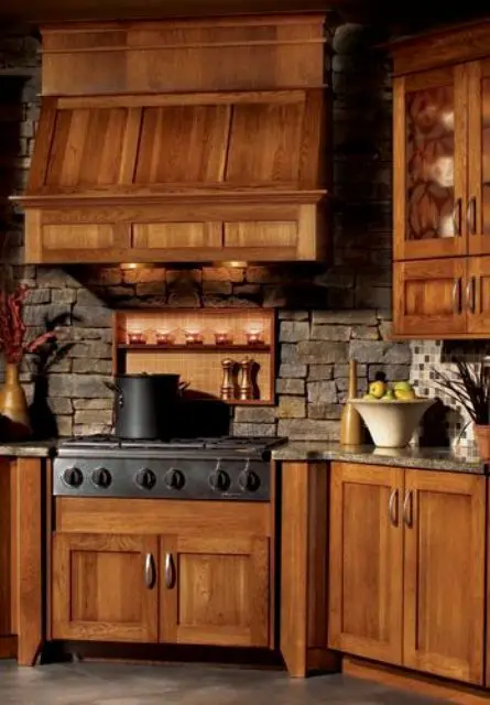 Cool stone kitchen backsplashes that wow  10